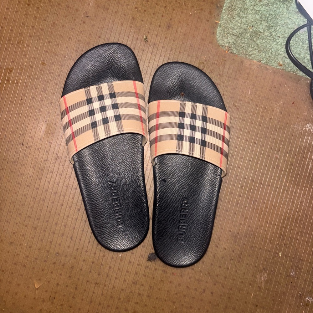 Burberry Black and Beige Check Slides